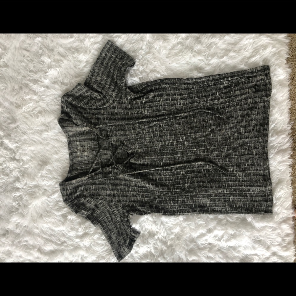 Black and gray lace up American Eagle top